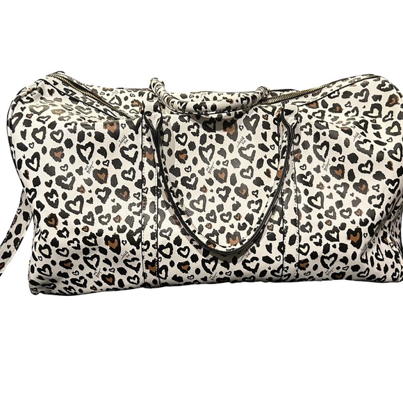 BETSEY JOHNSON XOSPEEDY LEOPARD HEARTS DUFFLE BAG - Picture 5 of 14